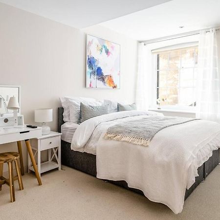 Stunning 2 Bedroom Apartment In Converted Chapel บาธ ภายนอก รูปภาพ