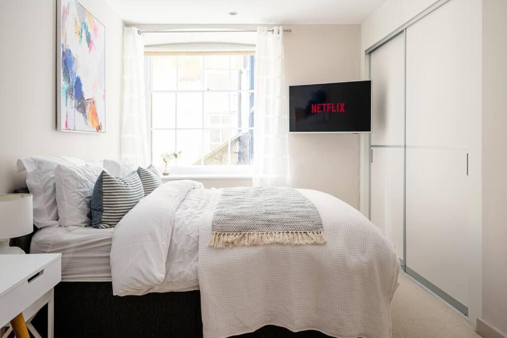 Stunning 2 Bedroom Apartment In Converted Chapel บาธ ภายนอก รูปภาพ